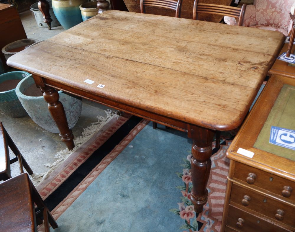 A Victorian oak kitchen table, W.137cm, D.97cm, H.74cm